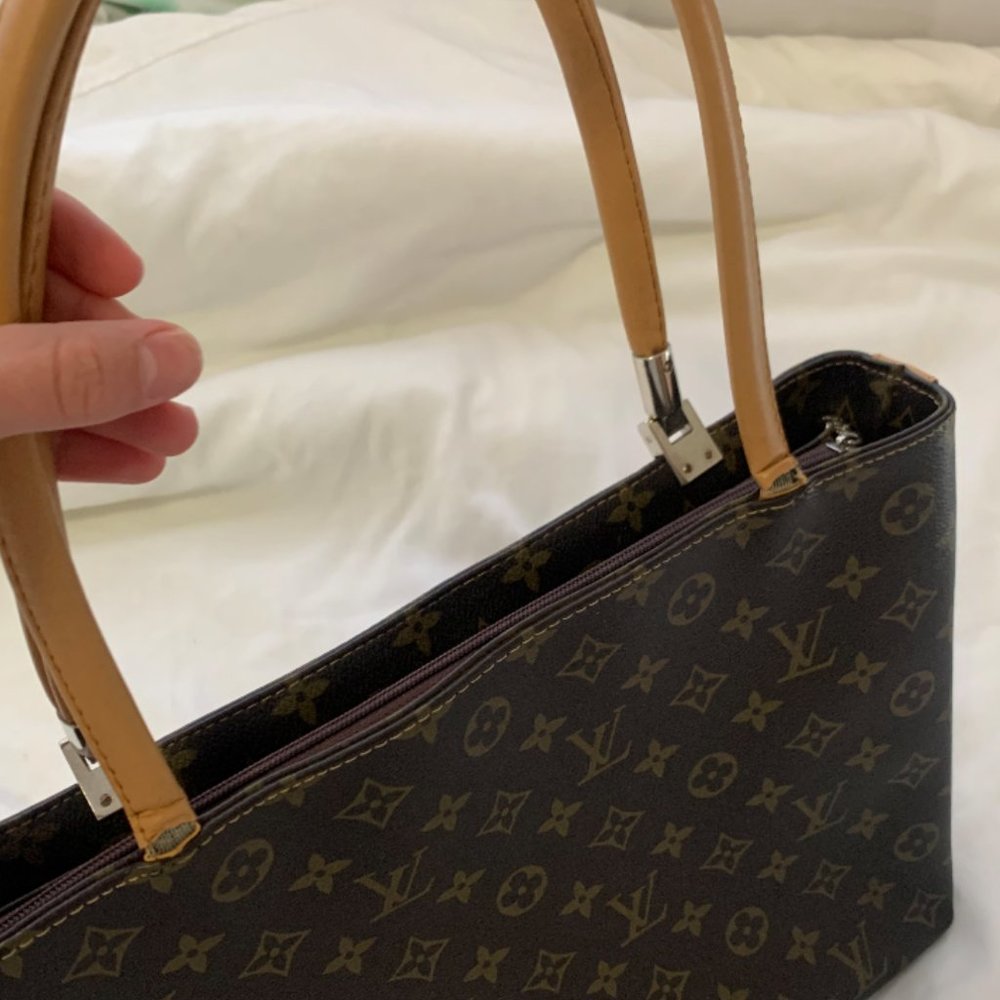 Brown  Louis Vuitton bag, - Picture 2 of 3